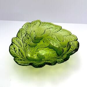 Indiana Glass Vintage green dish/accent piece
